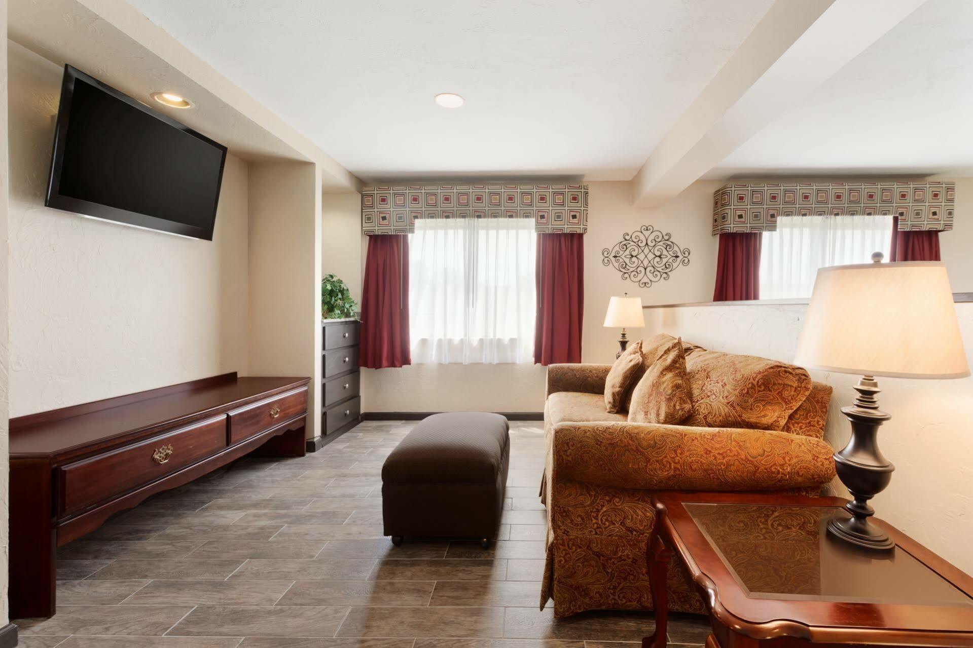 Broadway Inn & Suites Oklahoma City Esterno foto