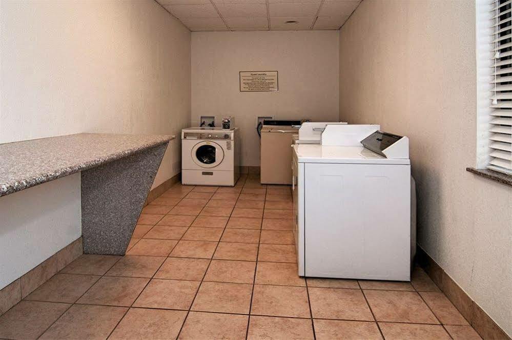 Broadway Inn & Suites Oklahoma City Esterno foto